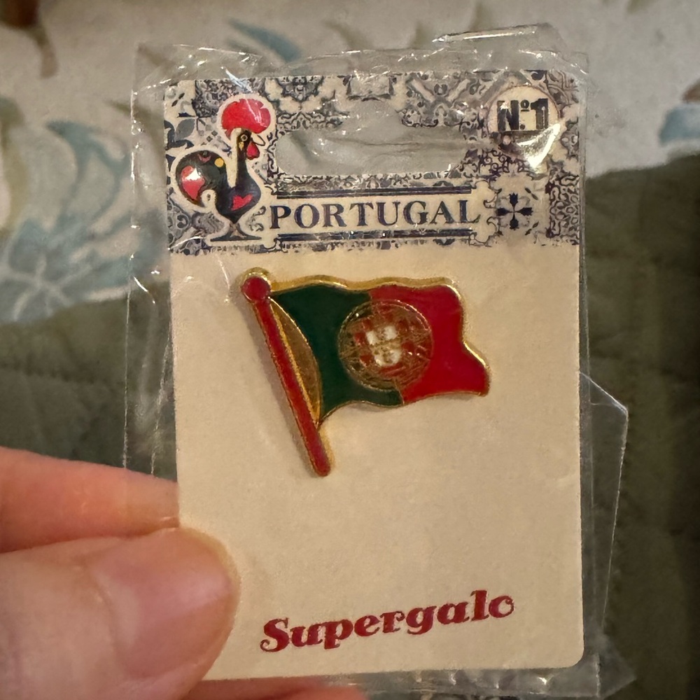 Supergalo Portugal Flag Pin